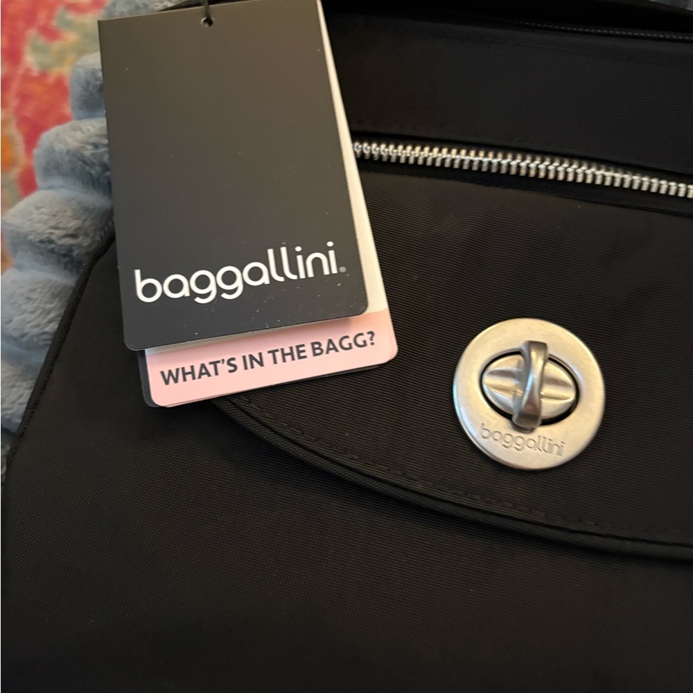 Baggallini Black Crossbody with Silver Turn-Lock